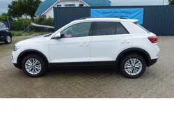 Purewhite c9a Gebraucht 2024 VW T-Roc Life SUV | 20.990 € (Superpreis)