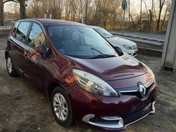 Violett Gebraucht 2014 Renault Mégane III Limousine | 3.900 € (Superpreis)