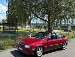 Rot Gebraucht 1989 Opel Kadett Cabrio | 8.500 €