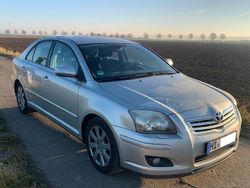 Silber Gebraucht 2007 Toyota Avensis Limousine | 3.000 € (Fairer Preis)