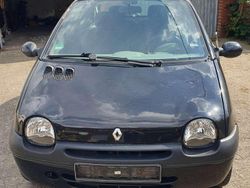 Schwarz Gebraucht 2000 Renault Twingo Kleinwagen | 600 € (Fairer Preis)