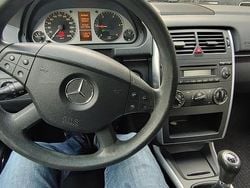 Silber Gebraucht 2007 Mercedes B180 Van / Kleinbus | 2.400 € (Etwas zu teuer)