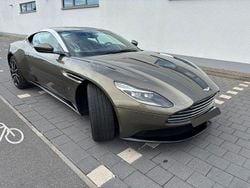 Grün Gebraucht 2017 Aston Martin DB11 Coupé | 110.000 € (Superpreis)