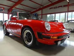 Rot Gebraucht 1982 Porsche 911 Cabrio | 66.000 €