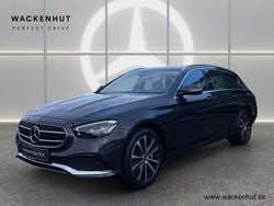 Grau Gebraucht 2021 Mercedes E300 Avantgarde Limousine | 31.800 € (Fairer Preis)