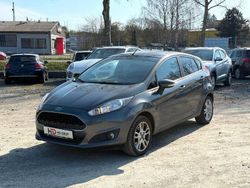 Grau Gebraucht 2016 Ford Fiesta Trend Kleinwagen | 6.600 € (Guter Preis)
