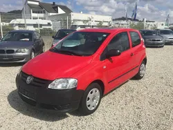 Rot Gebraucht 2009 VW Fox Kleinwagen | 2.500 € (Teuer)