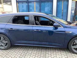 Blau Gebraucht 2016 Renault Talisman GrandTour Kombi | 12.400 € (Fairer Preis)