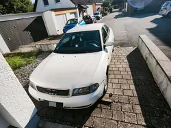 Weiß Gebraucht 1998 Audi A4 Coupé | 299 €
