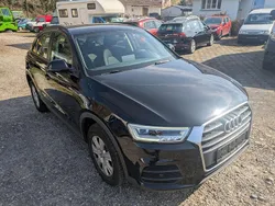 Mythosschwarz metallic Gebraucht 2016 Audi Q3 Basis SUV | 16.900 € (Fairer Preis)