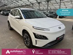 Weiß Gebraucht 2023 Hyundai Kona SUV | 20.990 € (Guter Preis)