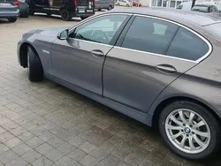 Andere außenfarben Gebraucht 2013 BMW 530 Limousine | 17.500 € (Fairer Preis)