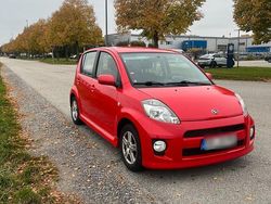 Rot Gebraucht 2006 Daihatsu Sirion Kleinwagen | 1.550 € (Fairer Preis)