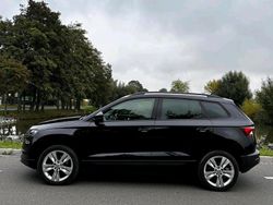 Schwarz Gebraucht 2020 Skoda Karoq SUV | 18.700 € (Guter Preis)