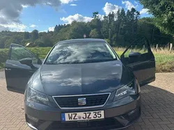Grau Gebraucht 2020 Seat Leon Style Limousine | 16.500 € (Fairer Preis)