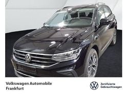 Deep black perleffekt Gebraucht 2023 VW Tiguan Life SUV | 24.980 € (Guter Preis)