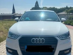 Weiß Gebraucht 2017 Audi A1 Sportback S-Line Kleinwagen | 13.900 € (Fairer Preis)
