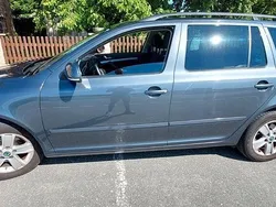 Grau Gebraucht 2011 Skoda Octavia Ambiente Kombi | 5.200 € (Guter Preis)