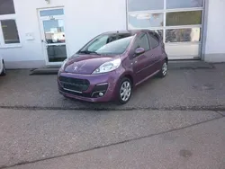 Lackierung plum/it Gebraucht 2013 Peugeot 107 Envy Kleinwagen | 3.700 € (Fairer Preis)