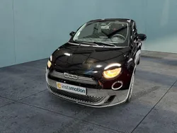 Schwarz Gebraucht 2021 Fiat 500e Action Kleinwagen | 11.749 € (Guter Preis)