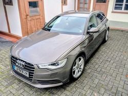 Grau Gebraucht 2012 Audi A6 Ambiente Kombi | 11.000 € (Guter Preis)