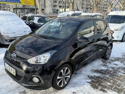 Schwarz Gebraucht 2016 Hyundai i10 Passion Kleinwagen | 6.750 € (Fairer Preis)