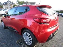 Feuerrotmet. Gebraucht 2018 Renault Clio IV LIMITED Kleinwagen | 8.940 € (Fairer Preis)