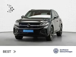 Grenadillschwarz metallic Gebraucht 2024 VW Touareg Style SUV | 76.499 € (Teuer)
