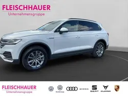 Weiss Gebraucht 2021 VW Touareg Basis SUV | 41.980 € (Superpreis)