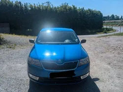 Blau Gebraucht 2014 Skoda Rapid Elegance Limousine | 7.200 € (Fairer Preis)