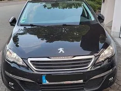 Schwarz Gebraucht 2015 Peugeot 308 Active Kombi | 4.300 € (Fairer Preis)