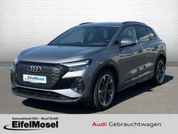 Grau Gebraucht 2022 Audi Q4 e-tron Sport SUV | 35.780 € (Superpreis)