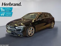 Unilack nachtschwarz Gebraucht 2024 Mercedes A200 AMG Limousine | 31.680 € (Guter Preis)