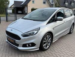 Grau Gebraucht 2018 Ford S-MAX ST-Line Van / Kleinbus | 18.499 € (Etwas zu teuer)