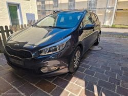Grau Gebraucht 2016 Kia Ceed DREAM-TEAM Edition Kleinwagen | 5.300 € (Superpreis)