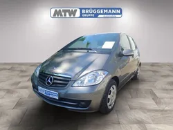 Grau Gebraucht 2010 Mercedes A160 Limousine | 7.680 € (Etwas zu teuer)