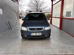 Grau Gebraucht 2000 Opel Zafira Elegance Van / Kleinbus | 1.400 € (Fairer Preis)