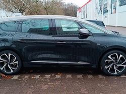 Schwarz Gebraucht 2019 Renault Grand Scénic IV Bose Edition Van / Kleinbus | 15.999 € (Teuer)