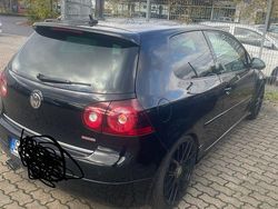 Schwarz Gebraucht 2005 VW Golf V Edition Limousine | 5.850 € (Fairer Preis)