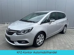 Silber Gebraucht 2017 Opel Zafira Edition Van / Kleinbus | 9.980 € (Guter Preis)