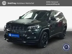 Techno green Neu 2025 Jeep Compass North SUV | 53.504 €