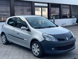 Silber Gebraucht 2008 Renault Clio II Extreme Limousine | 1.300 € (Fairer Preis)