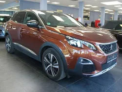 Braun Gebraucht 2019 Peugeot 3008 GT-line SUV | 18.980 € (Fairer Preis)