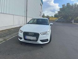 Weiß Gebraucht 2016 Audi A3 Sportback S-Line Kleinwagen | 13.800 € (Fairer Preis)