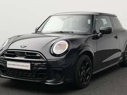Schwarz Gebraucht 2024 Mini John Cooper Works Kleinwagen | 28.040 € (Guter Preis)