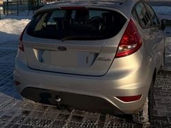 Silber Gebraucht 2010 Ford Fiesta Kleinwagen | 3.300 € (Guter Preis)