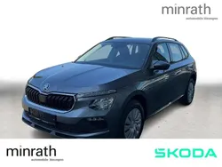 Grau Neu 2025 Skoda Kamiq Essence SUV | 24.890 € (Guter Preis)