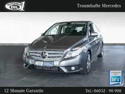 Weiß Gebraucht 2019 Mercedes A180 Limousine | 19.990 € (Superpreis)