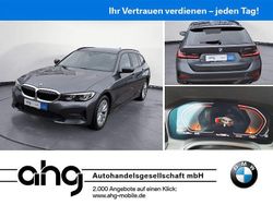 Grau Gebraucht 2021 BMW 318 Kombi | 19.930 € (Fairer Preis)