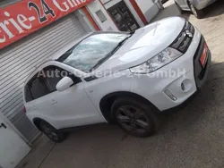 Weiß Gebraucht 2015 Suzuki Vitara Club SUV | 13.499 € (Fairer Preis)